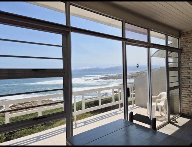 7 BEDROOM HOUSE FOR SALE IN DE KELDERS